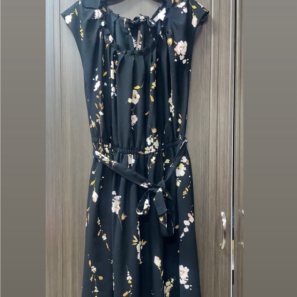 LC Lauren Conrad Midi Dress Black Floral Size M